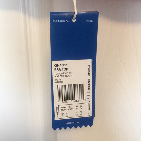3/$20 Adidas BRA TOP with Tags - Picture 3 of 3
